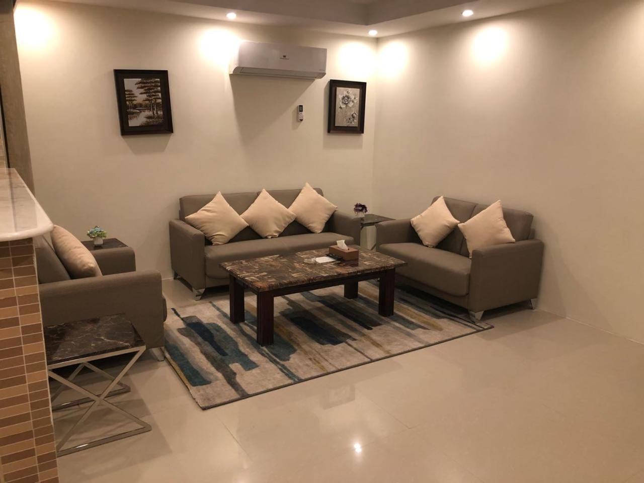 رؤية عنيزة - Vision Of Onaizah Hotel ภายนอก รูปภาพ